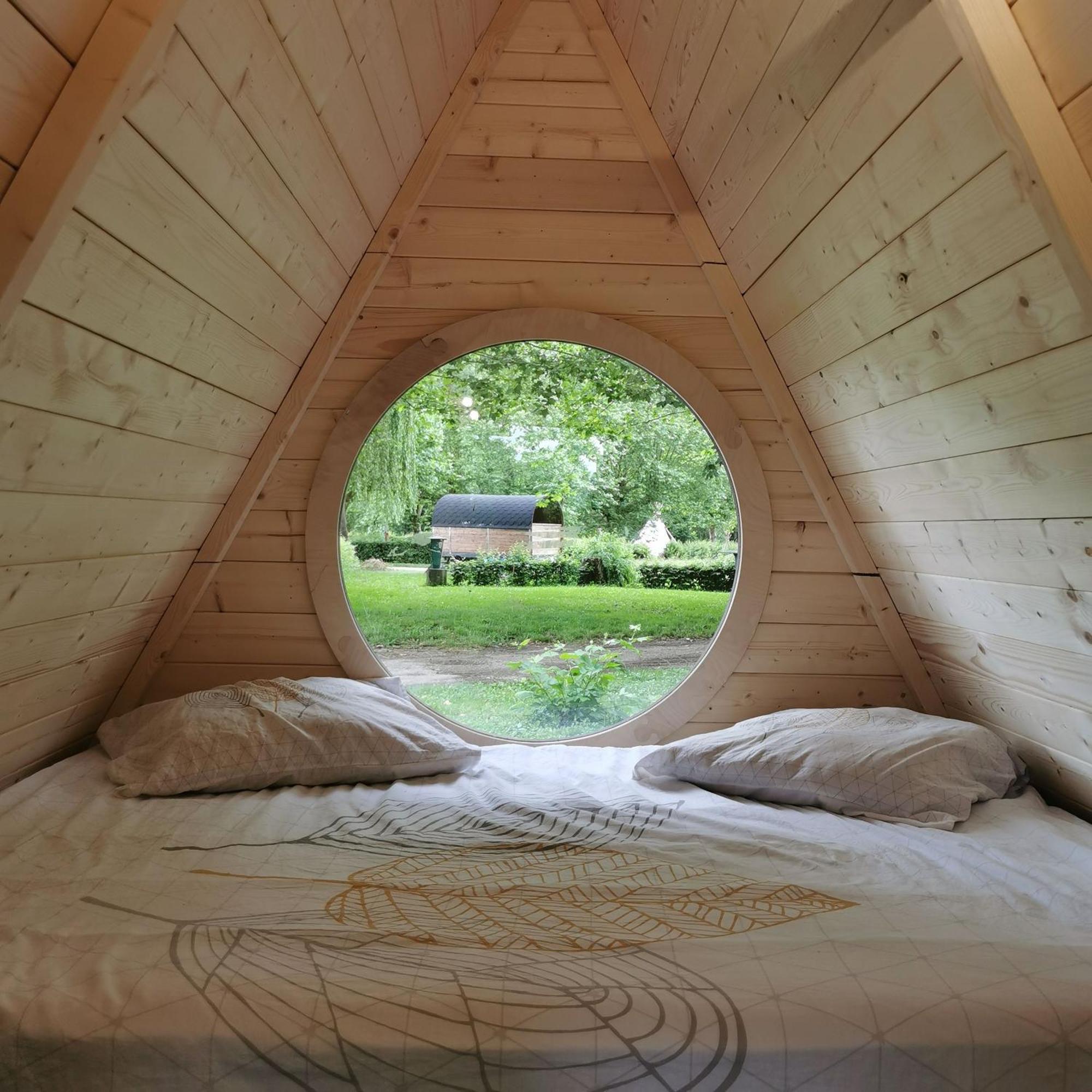 Camping De Thoissey *** エクステリア 写真